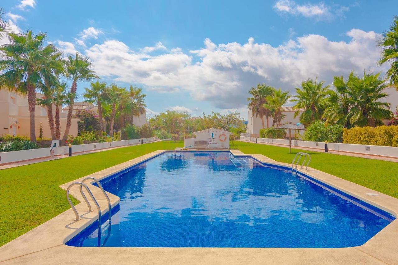 Villas Guzman Margaret Кальпе Экстерьер фото